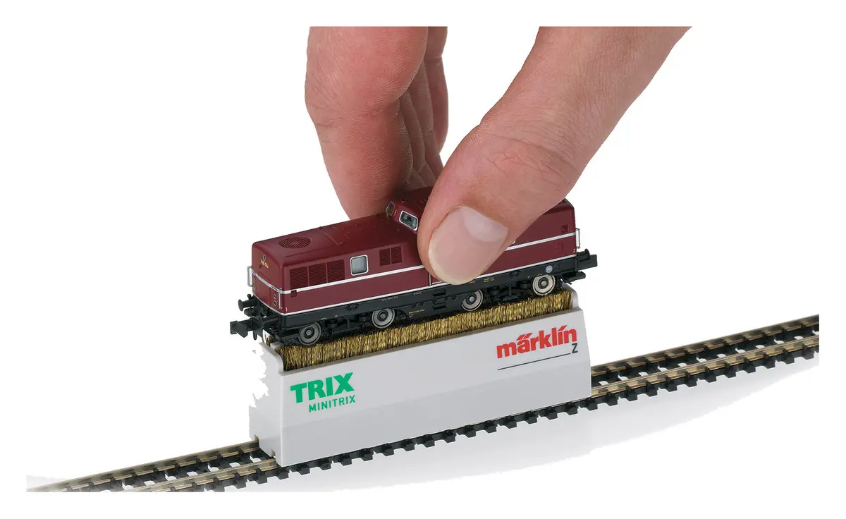 Minitrix 66623 Gauge N Minitrix And Z Gauge Locomotive Wheel Cleaning Brush 1