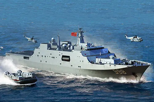 Trumpeter 06726 Pla Navy Type 071 Amphibious Transport Dock 1