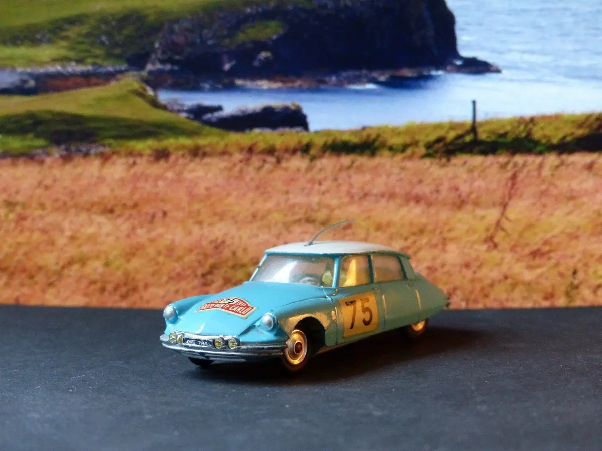 323 Citroen Ds19 Monte Carlo With Original Box 1
