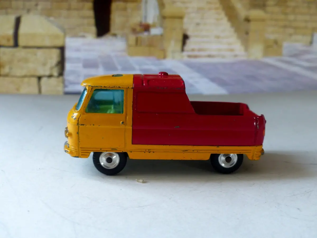 465 Commer Pick-Up Truck With Original Box 1