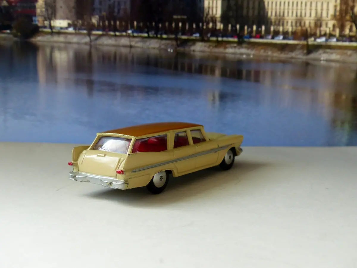 219 Plymouth Suburban Station Wagon (Grey Base) 1