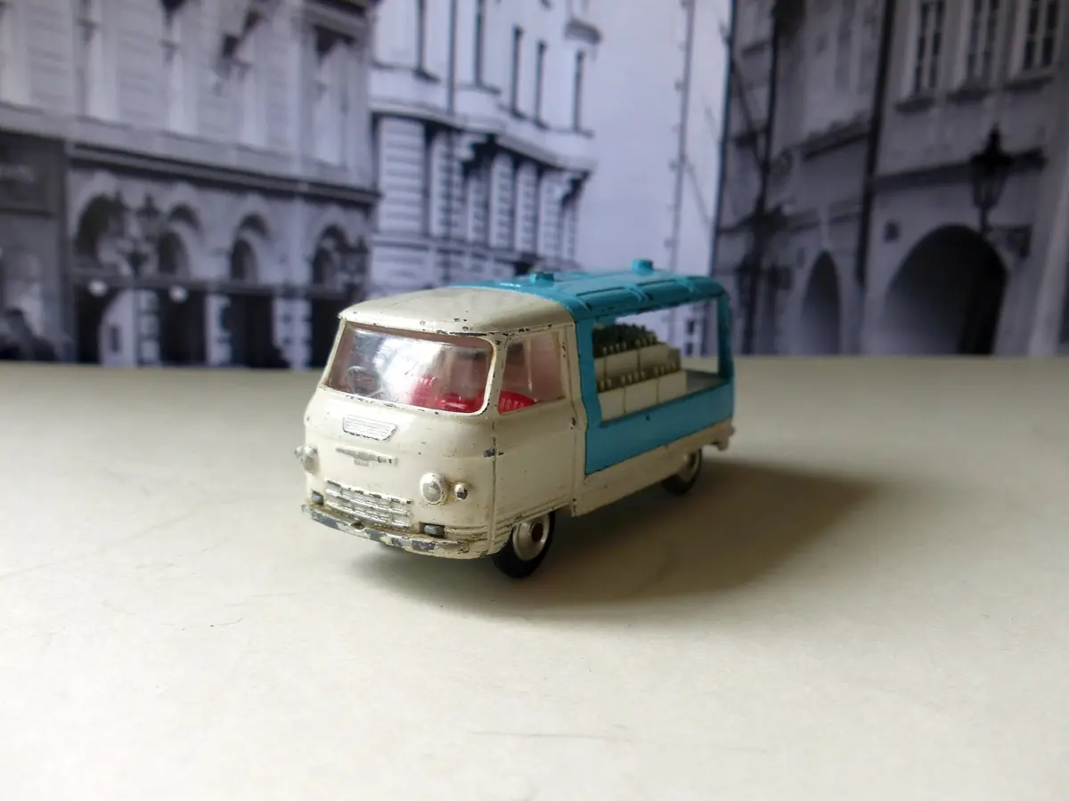 466 Commer Milk Float 1