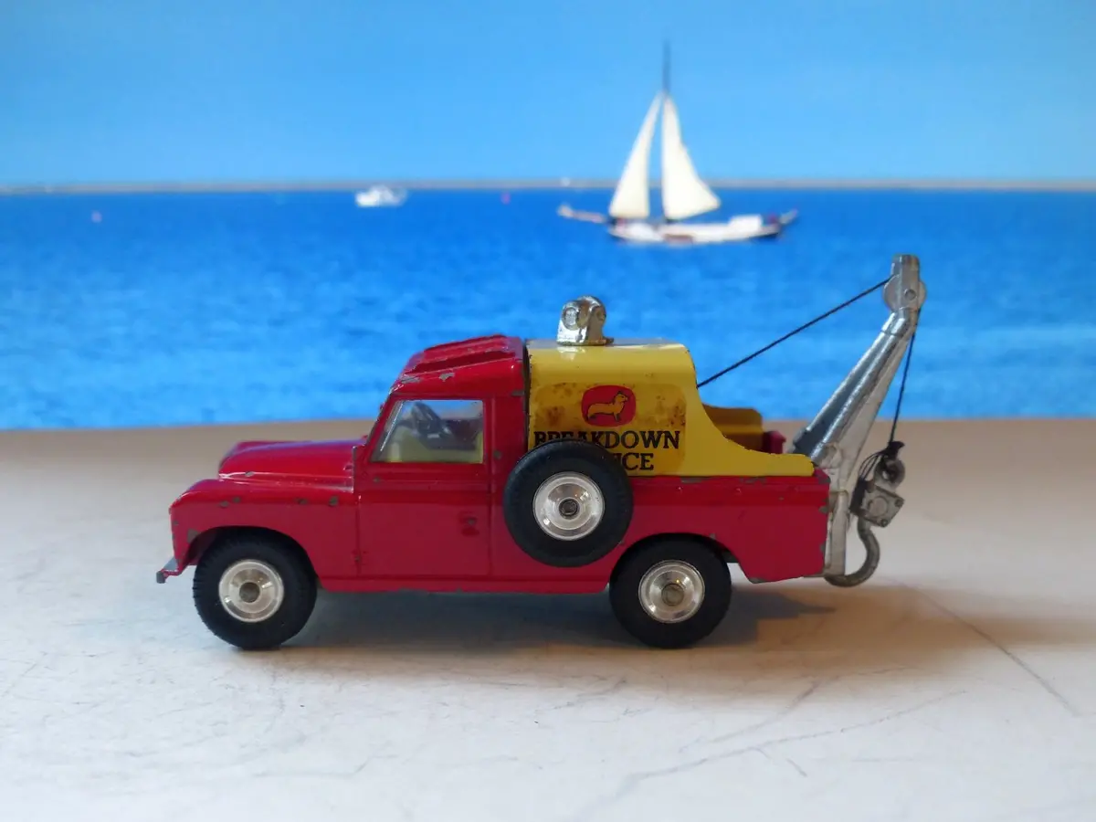 417S Land Rover Breakdown Truck With Original Box 1