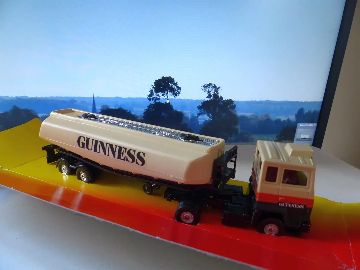 1169 Ford Guinness Tanker With Original Box 1