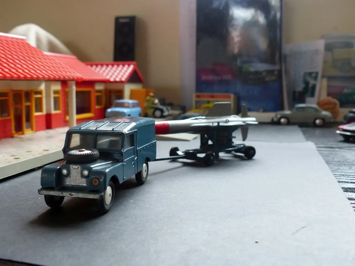 Gs3 Raf Land Rover And Thunderbird Missile 1