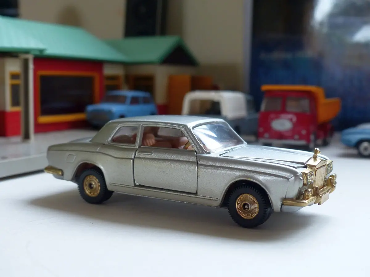 280 Rolls Royce Silver Shadow 1