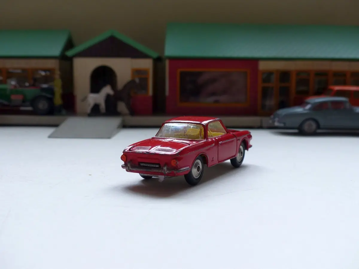 239 Volkswagen Karmann Ghia 1500 In Red 1
