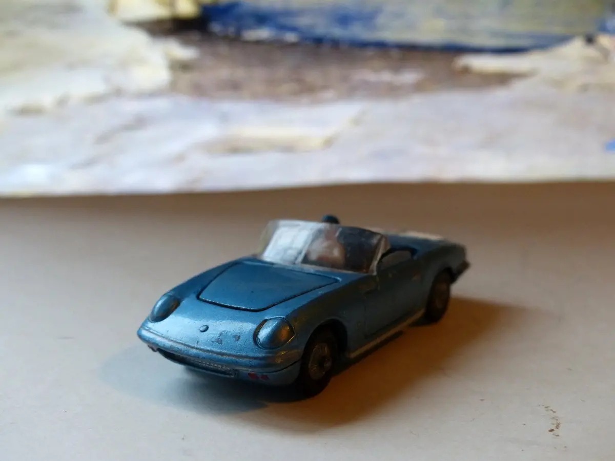 318 Lotus Elan S2 In Silver-Blue With Cast Wheels 2
