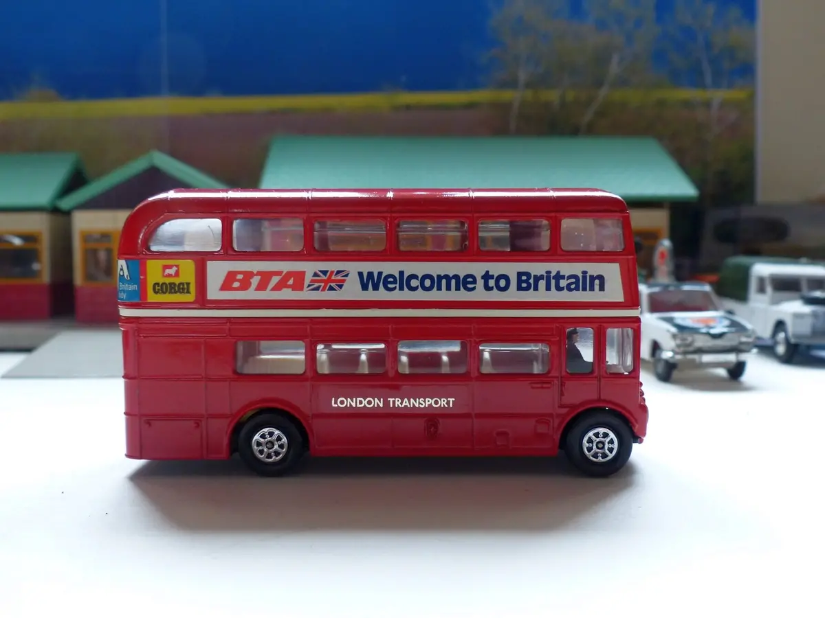 469 Aec London Routemaster Bus With Original Box 1