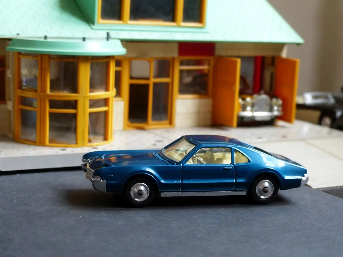 264 Oldsmobile Toronado With Normal Wheels And Original Box 1