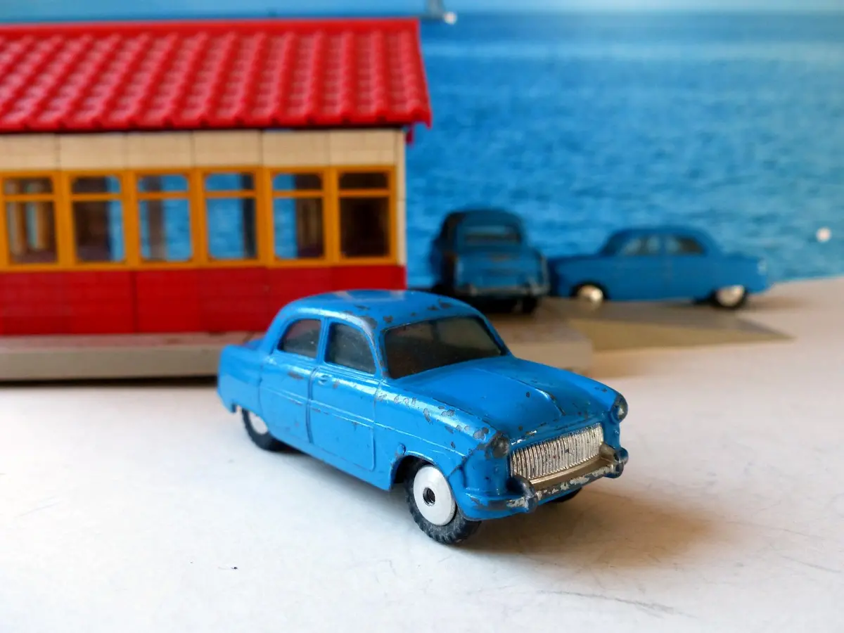 200M Ford Consul Blue 1