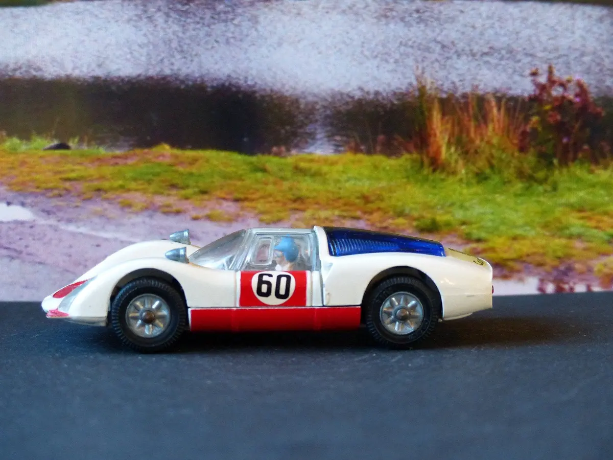 330 Porsche Carrera Six 1