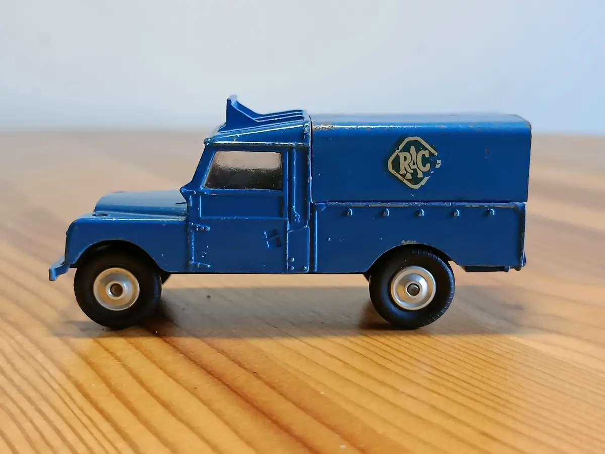 416 Rac Radio Rescue Land Rover 2 1