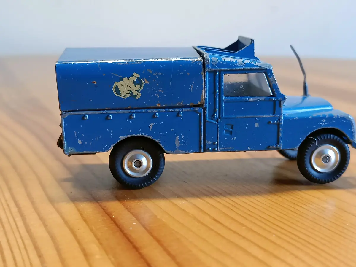 416 Rac Radio Rescue Land Rover 3 1