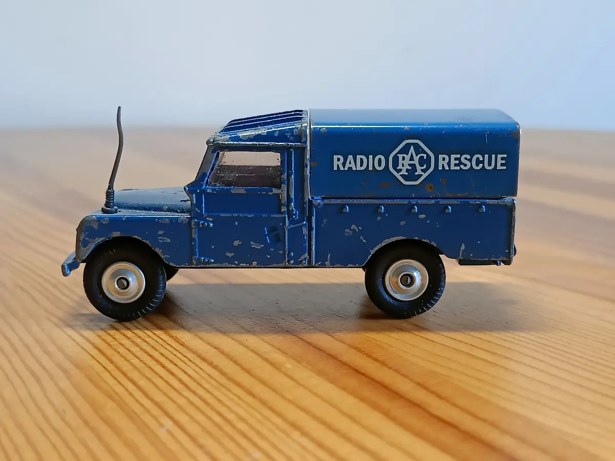 416 Rac Radio Rescue Land Rover 7 1