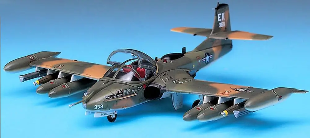 Academy 1/72 Us A-37B Dragonfly Model Kit 1