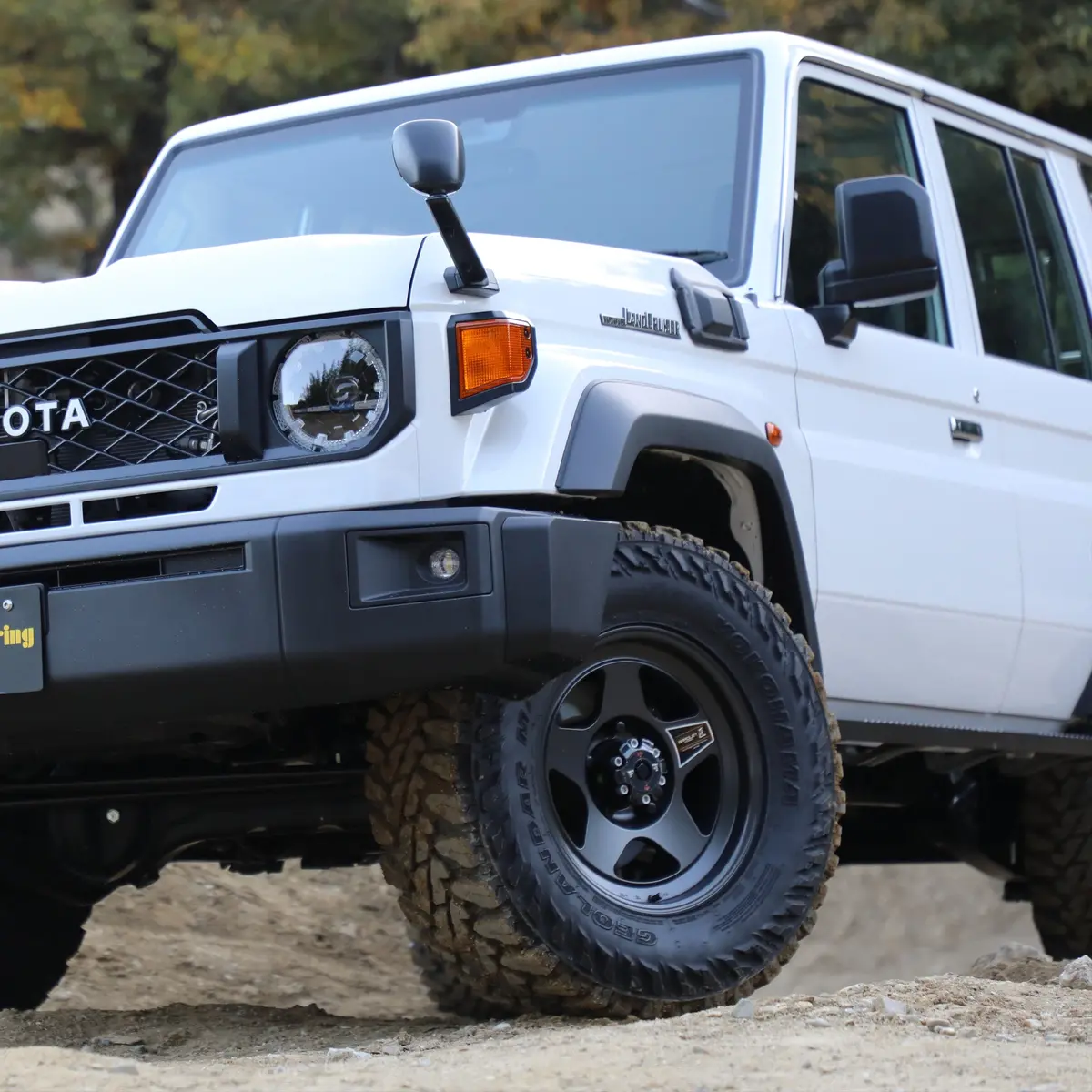 Bradley Forged Takumi 17" Wheel Package For Toyota Land Cruiser 79 (1999+) - Pick-Up - Wide Body 11