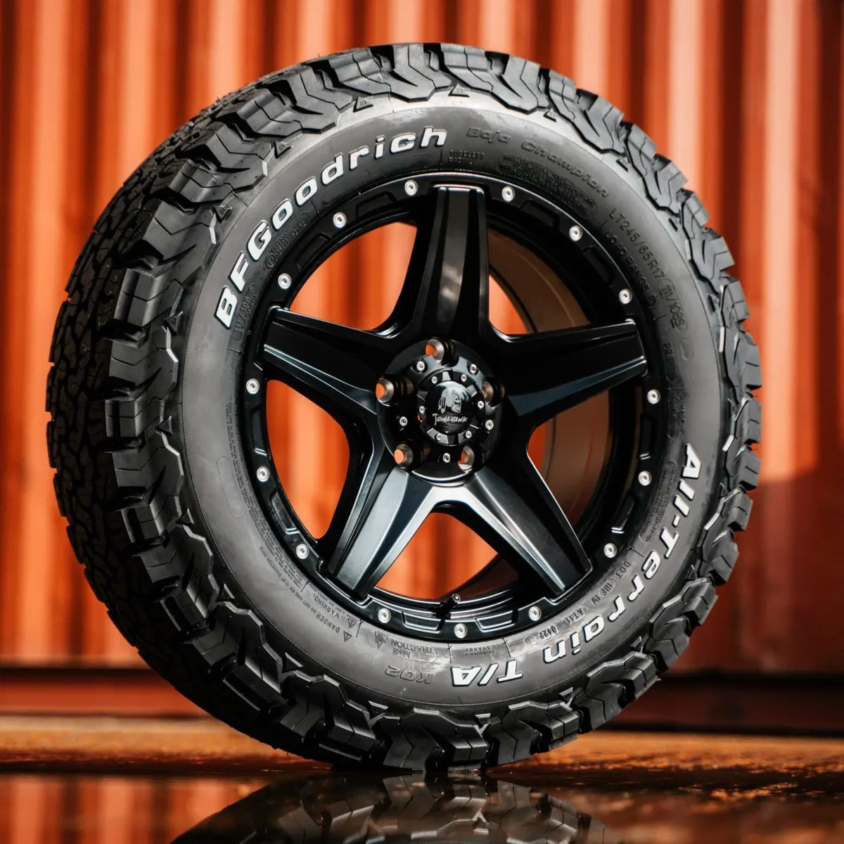 Tomahawk Apache Wheels 1
