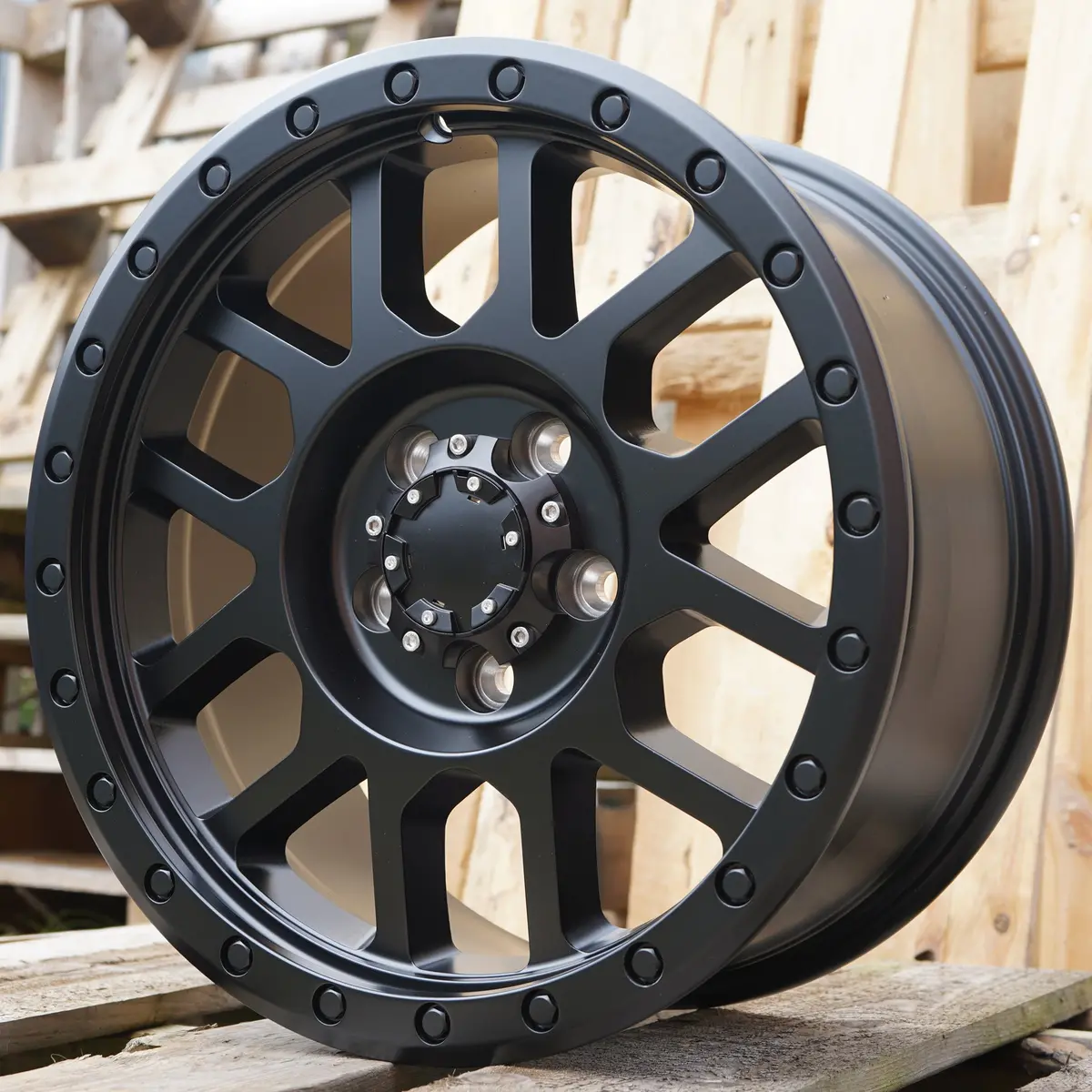 Tomahawk Kato 17" Wheel Package For Volkswagen Transporter T5 (2003+) 1