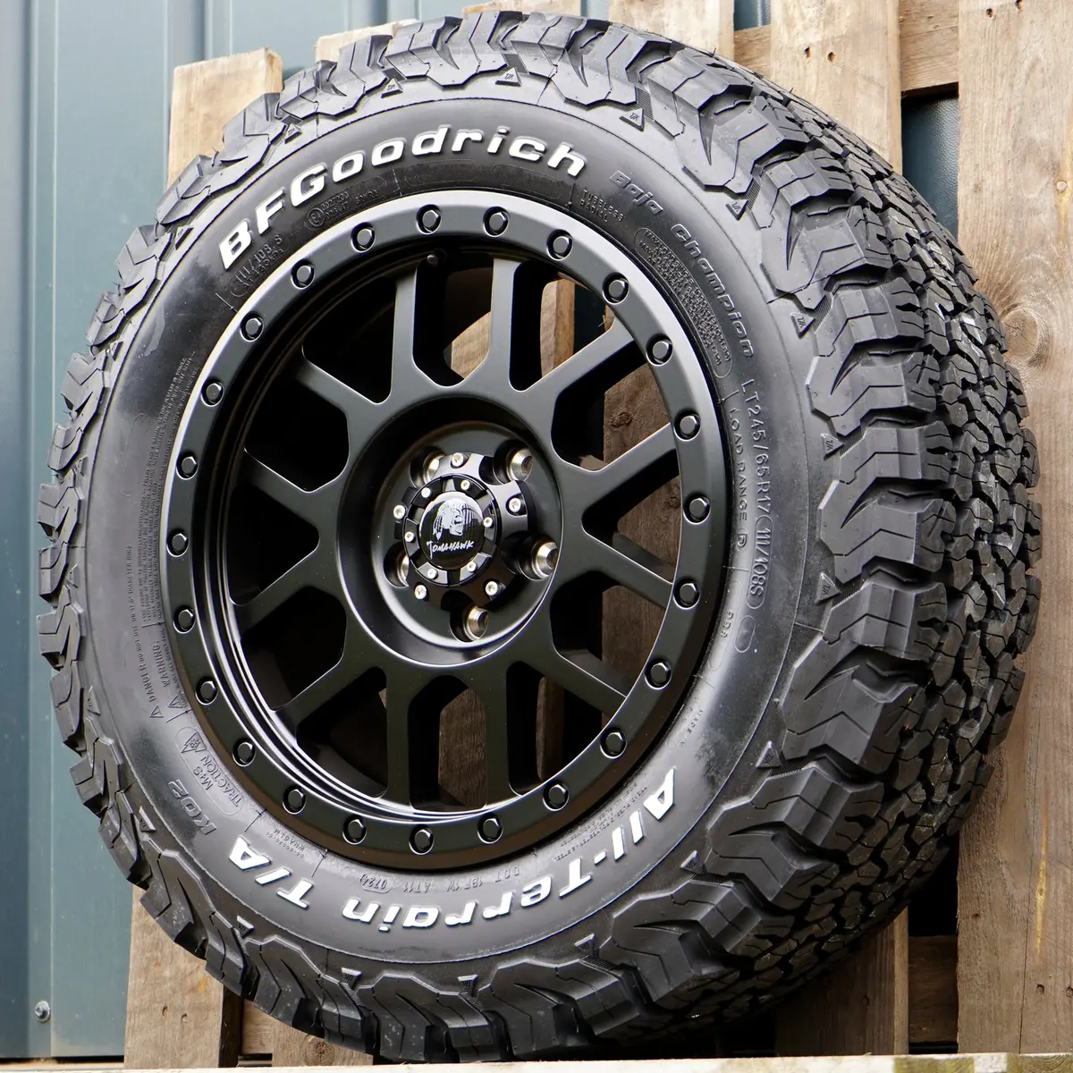 Tomahawk Kato Wheel & Tyre Package For Volkswagen Transporter T5 (2003+) 2