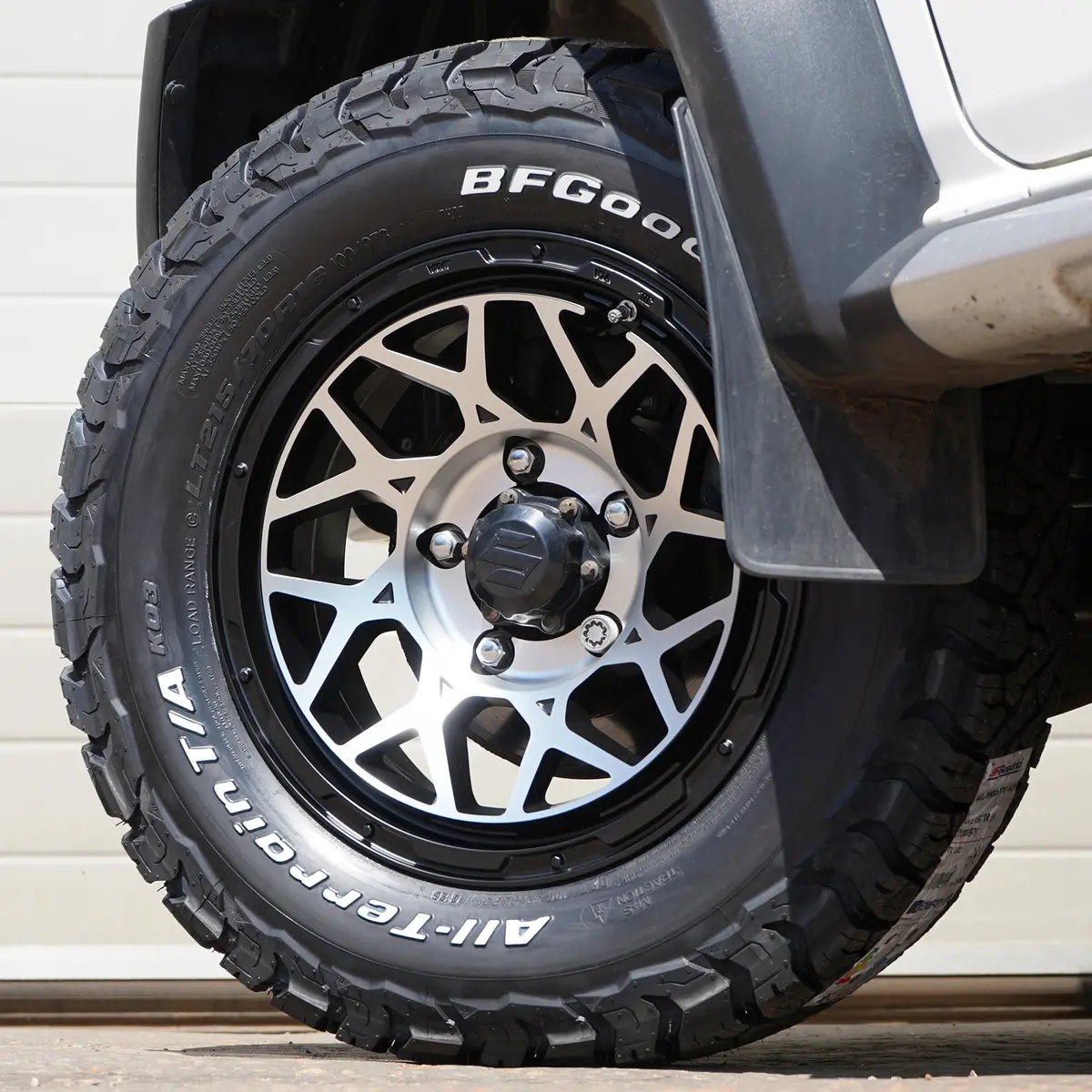 Magpie M-01 16" Wheel Package For Suzuki Jimny (2018+) 4