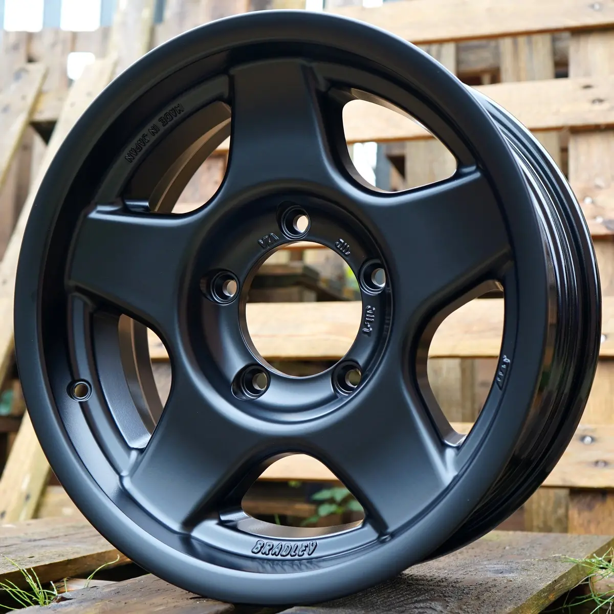 Bradley V 16" Wheel Package For Toyota Land Cruiser 70 (1984+) - Narrow Body 2
