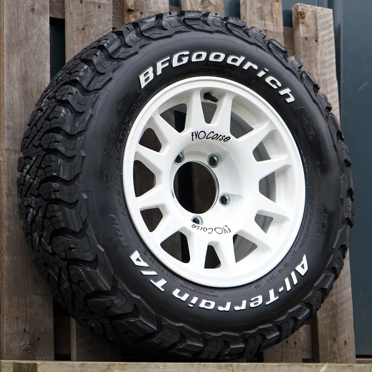 Evo Corse Dakarzero 15" Wheel & Tyre Package For Suzuki Jimny (2018+) - -25 Offset 9