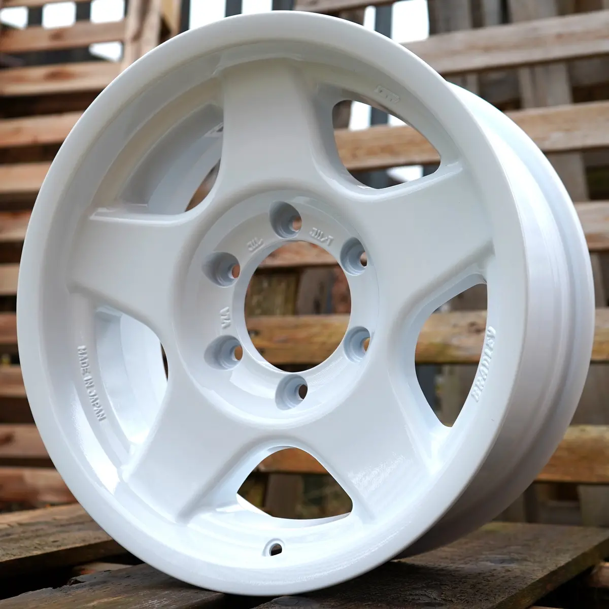 Bradley V 16-Inch Alloy Wheel Kit for Toyota Land Cruiser 70 Series – Narrow-Body