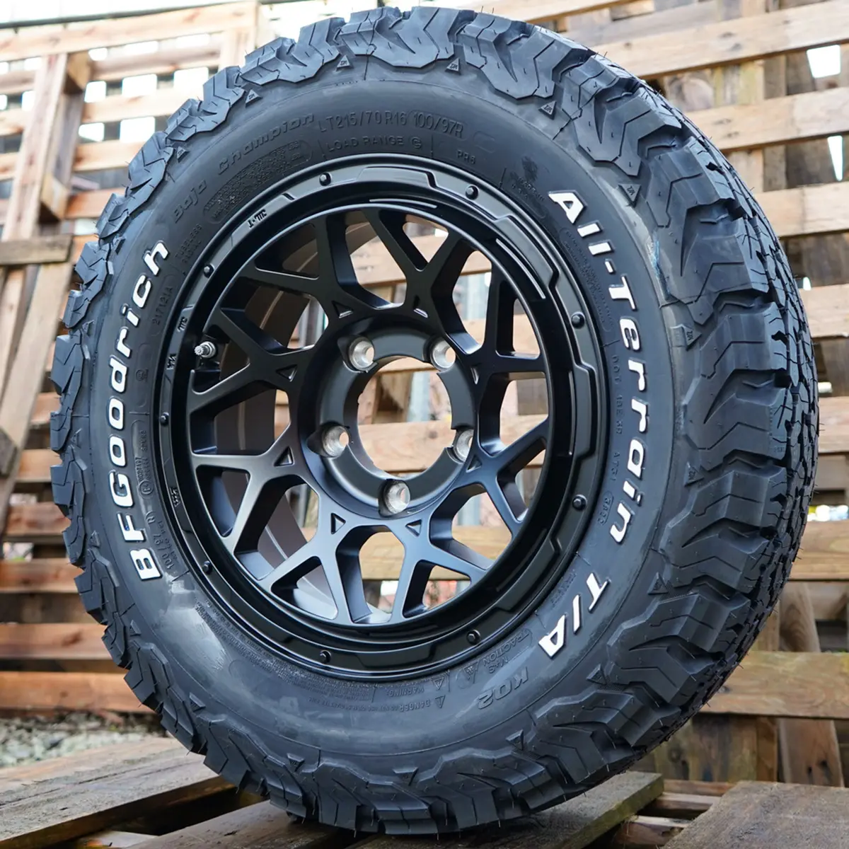 Magpie M-01 16" Wheel & Tyre Package For Suzuki Jimny (1998+) 1