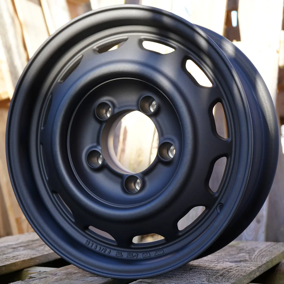 Apio Wildboar Ventura 16" Wheel Package For Suzuki Jimny (2018+) 1