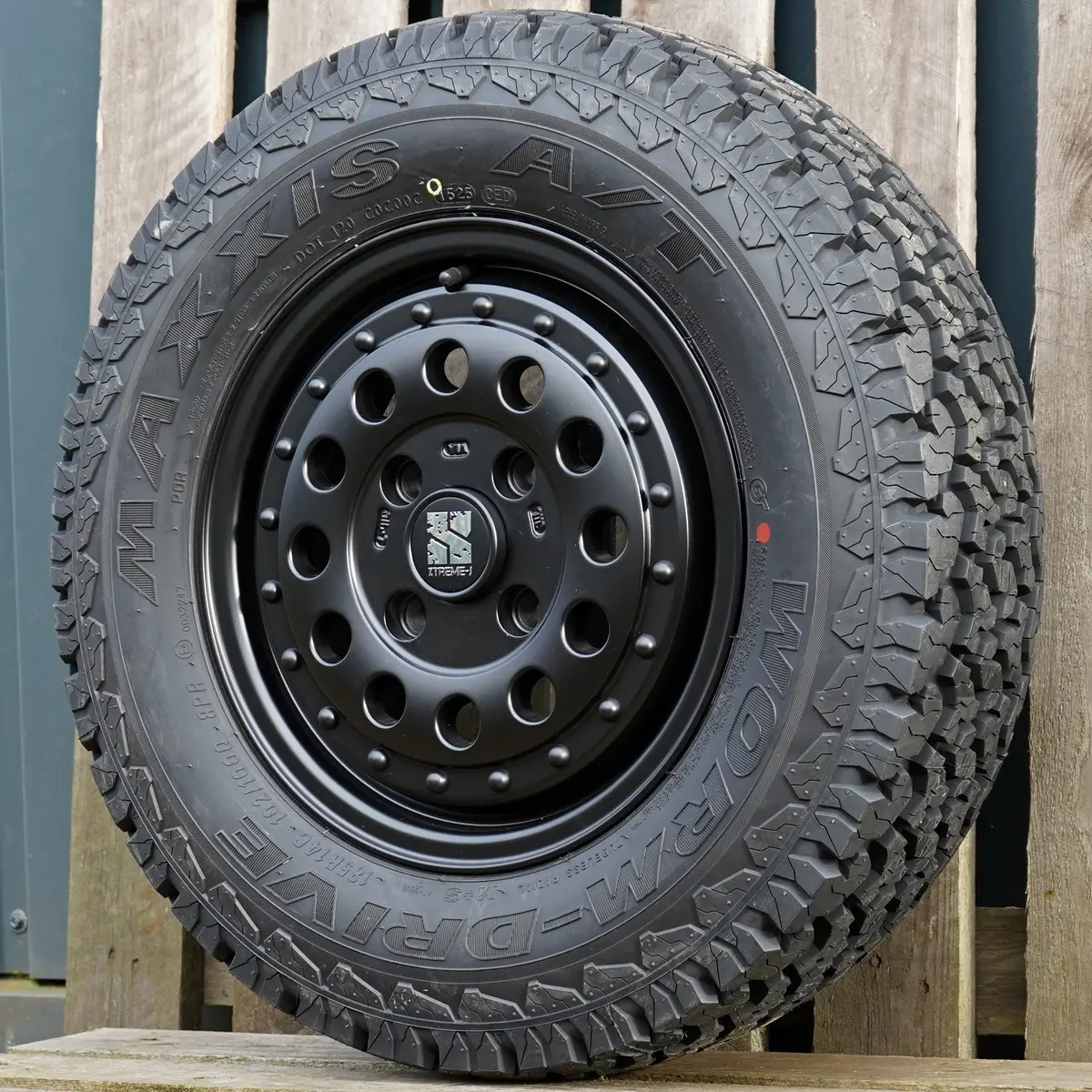 Xtreme-J Rugged Wheel & Tyre Package For Nissan Nv200 (2009+) 1