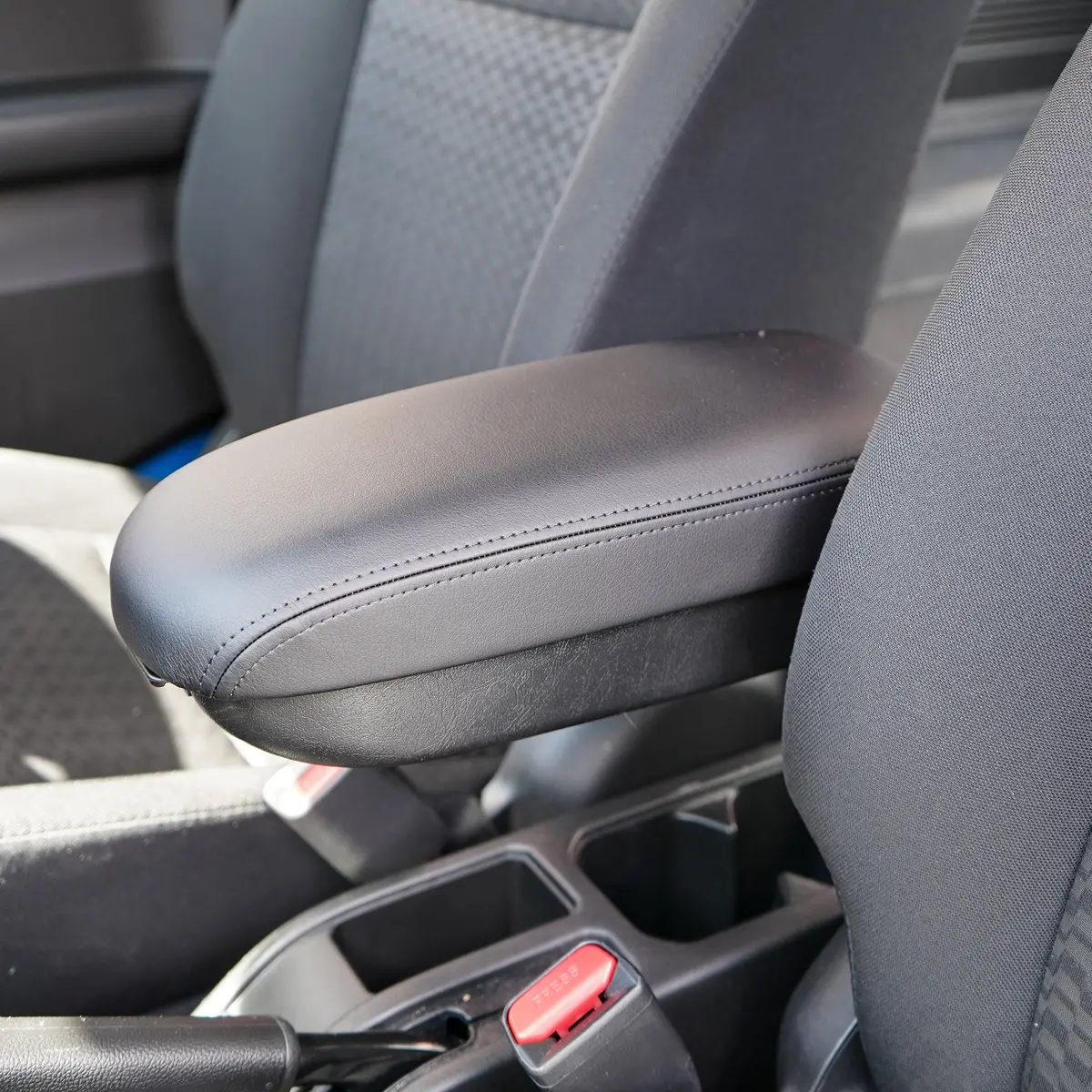 Single Armrest For Suzuki Jimny (2018+) 1