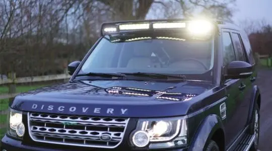 Discovery 3 & 4 Light Bar Mount 1
