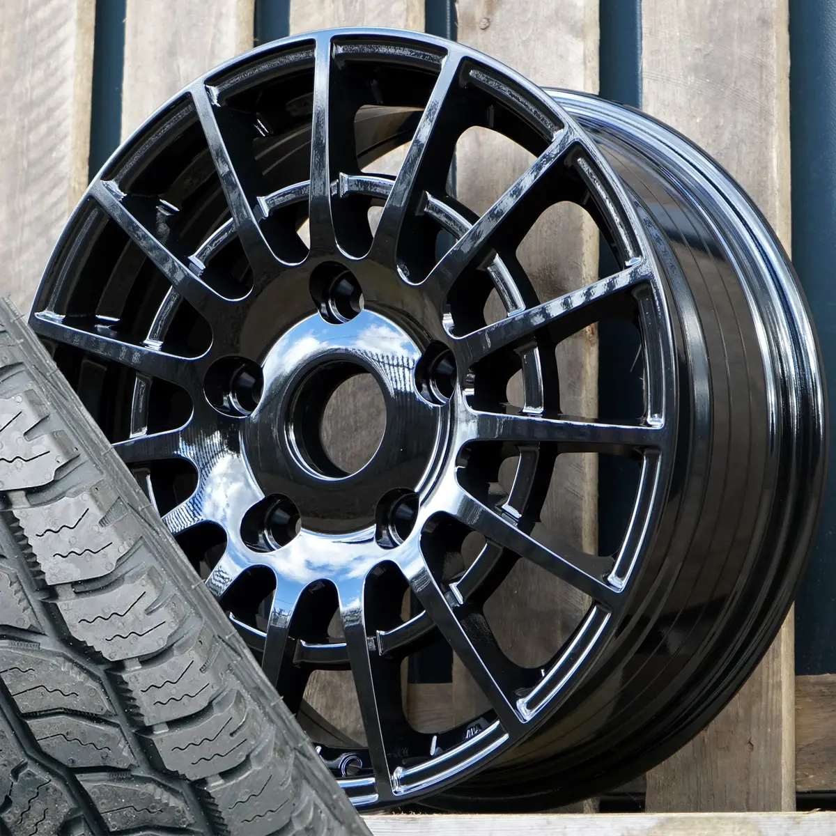 Calibre T-Sport 18" Wheel & Tyre Package For Ford Transit Custom (2013+) 1
