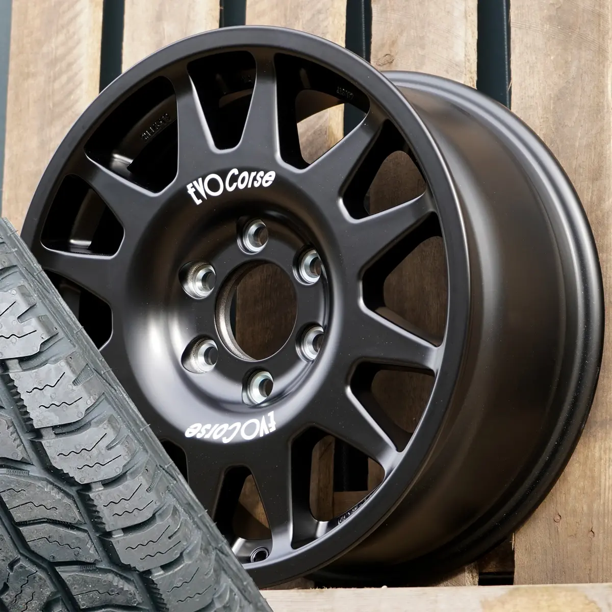 Evo Corse Dakarzero 17" Wheel & Tyre Package For Ineos Grenadier (2023+) 1