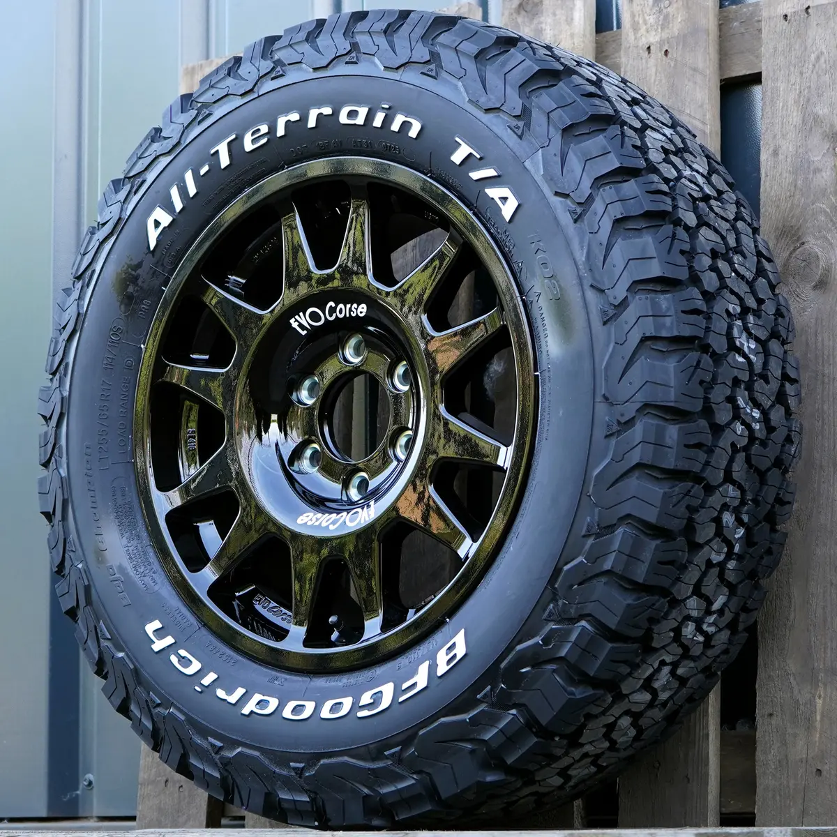 Evo Corse Dakarzero 17" Wheel & Tyre Package For Mercedes Sprinter (2007+) 2