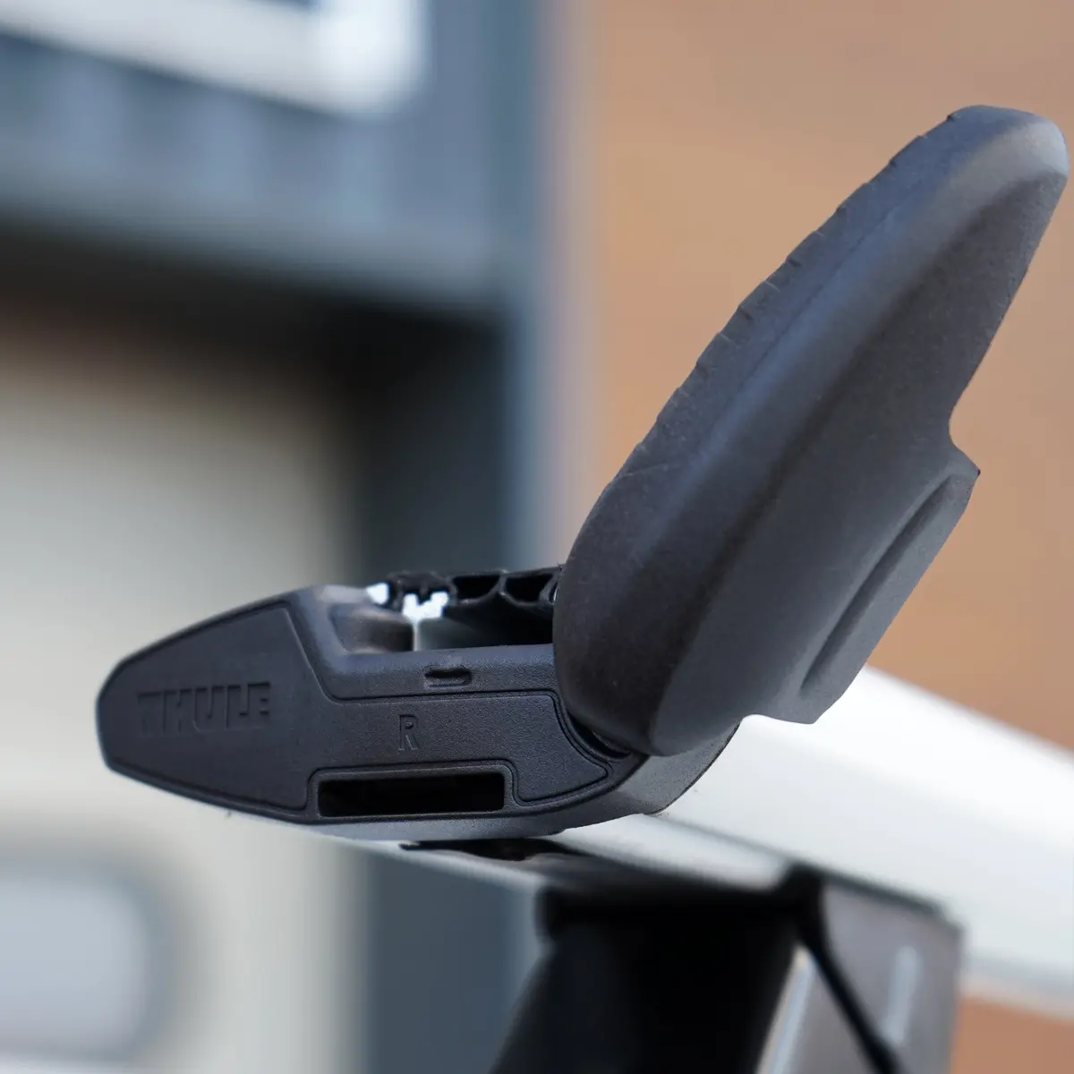 Thule Wingbar Evo Load Bars For Suzuki Jimny (2018+) 2