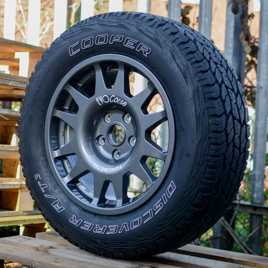 Evo Corse Dakarzero 17" Wheel & Tyre Package For Volkswagen Transporter T5 (2003+) 1