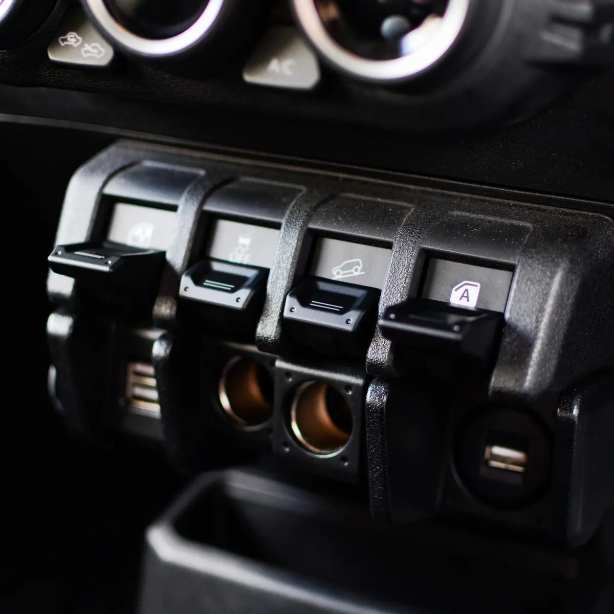 Switch Extensions (Black) For Suzuki Jimny (2018+) 1