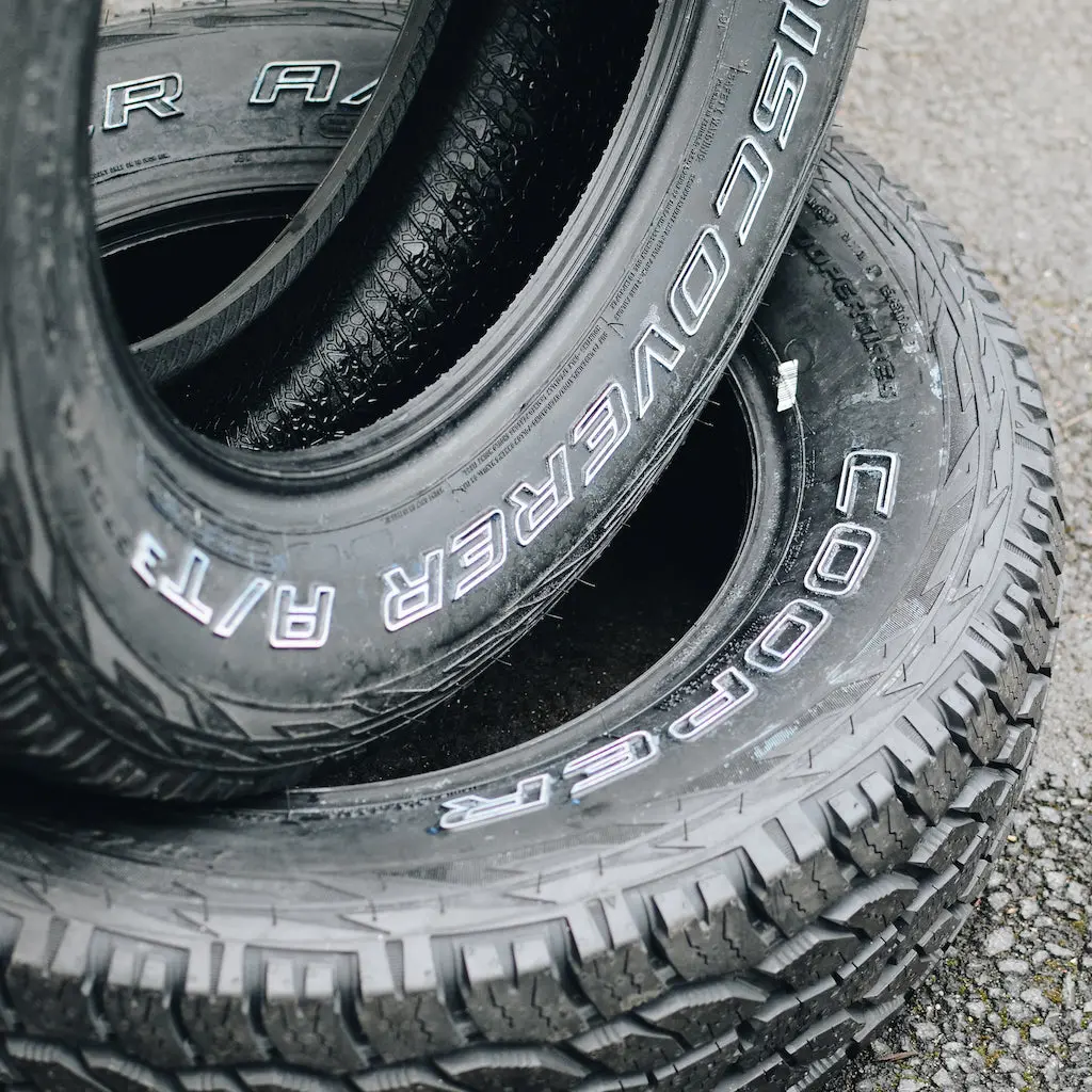 Cooper Discoverer At3 All Terrain Tyres 3