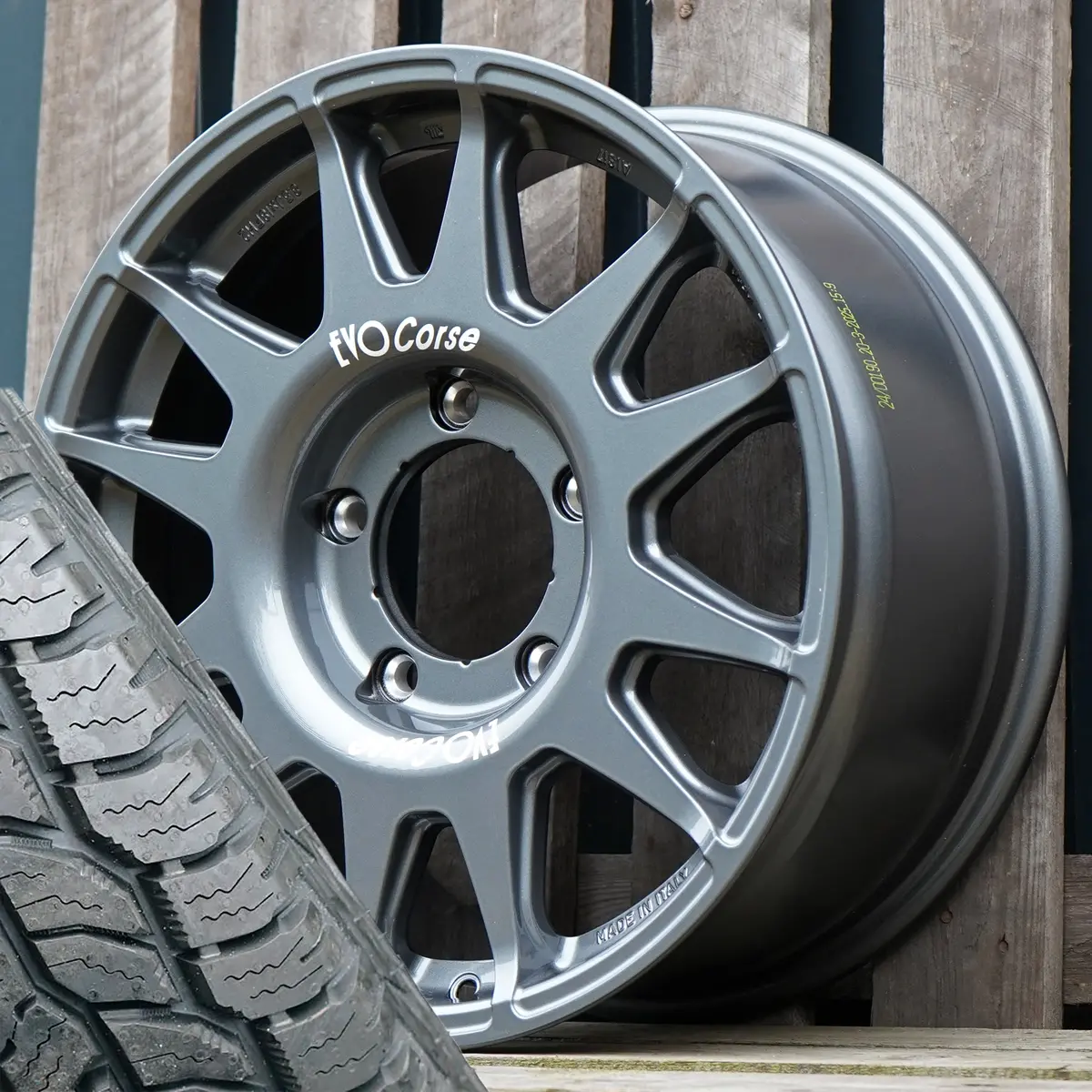 Evo Corse Dakarzero 18" Wheel & Tyre Package For Toyota Land Cruiser 100 (1999+) 1