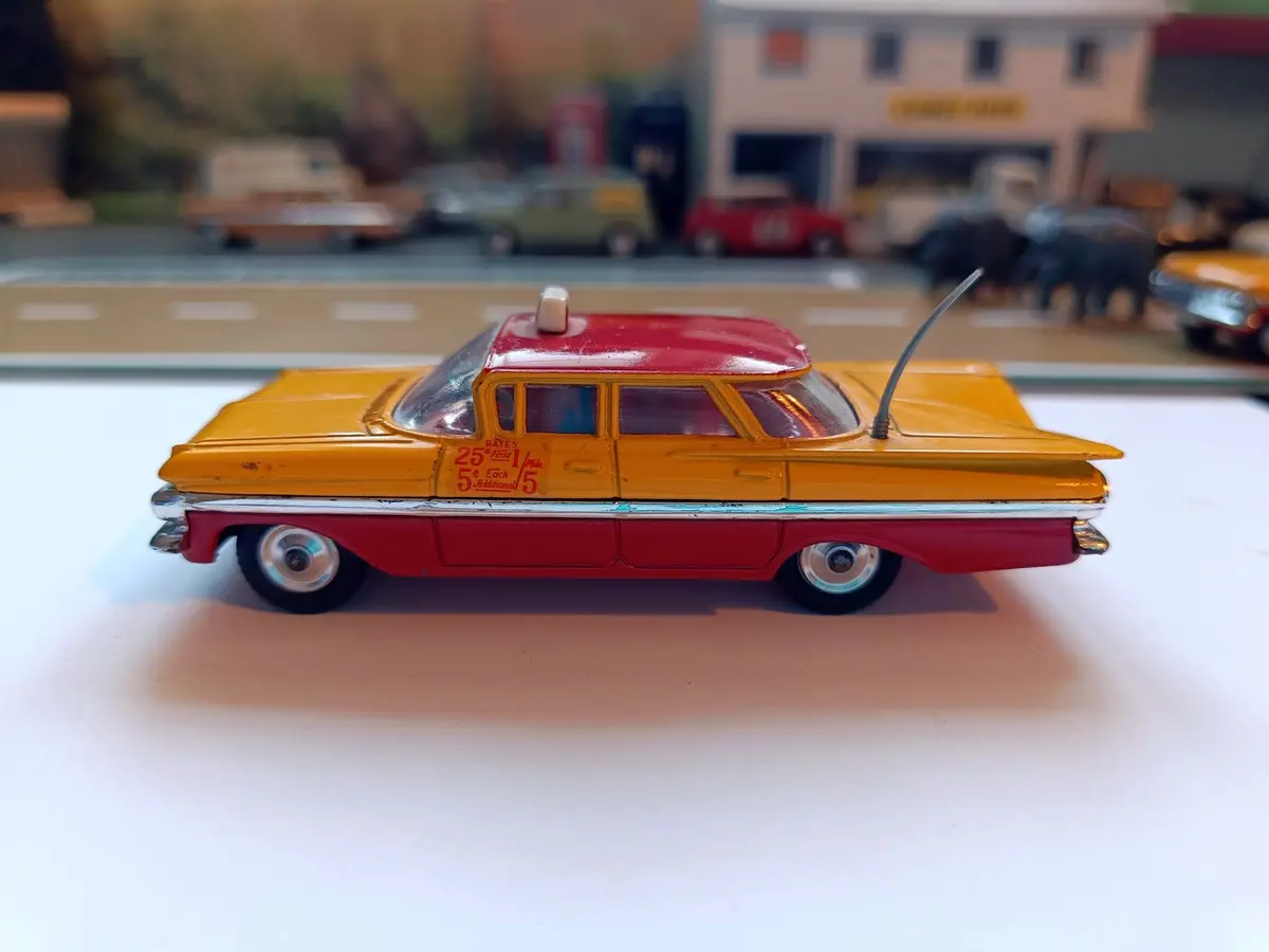 480 Chevrolet Taxi 1