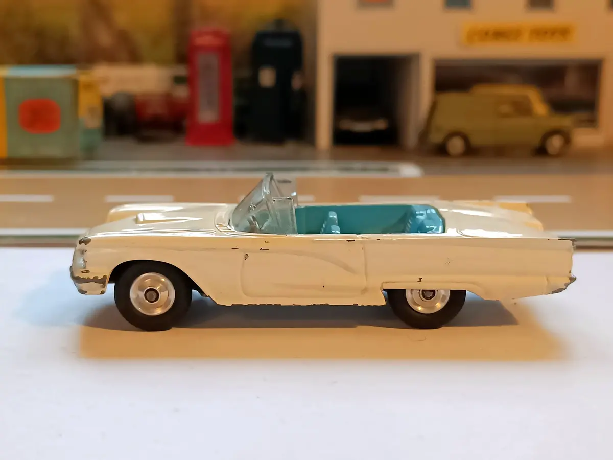 215 Ford Thunderbird Open Sports *With Shaped Wheels* And Original Box 1