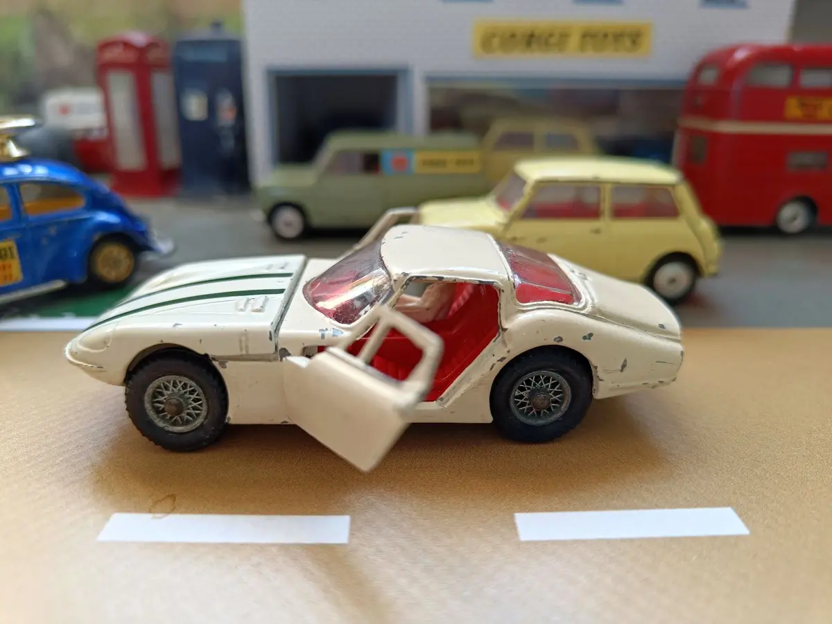 324 Marcos 1800Gt 1