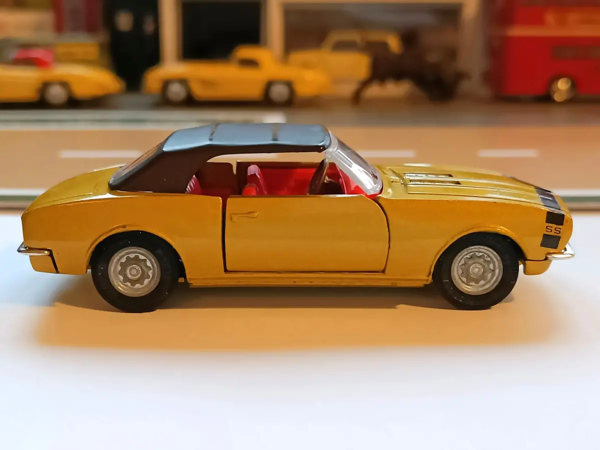 338 Chevrolet Camaro Ss350 With Original Box 1