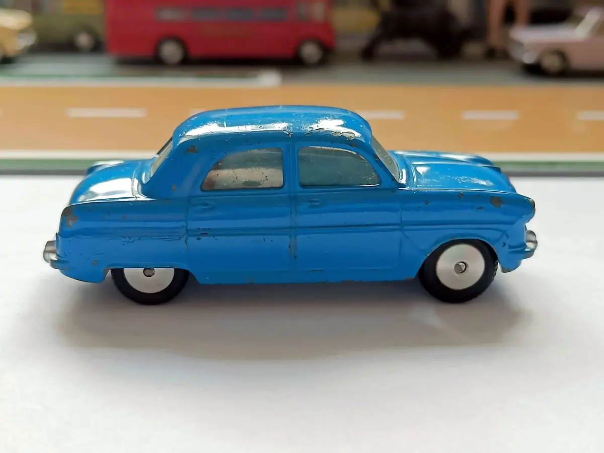 200M Ford Consul 1