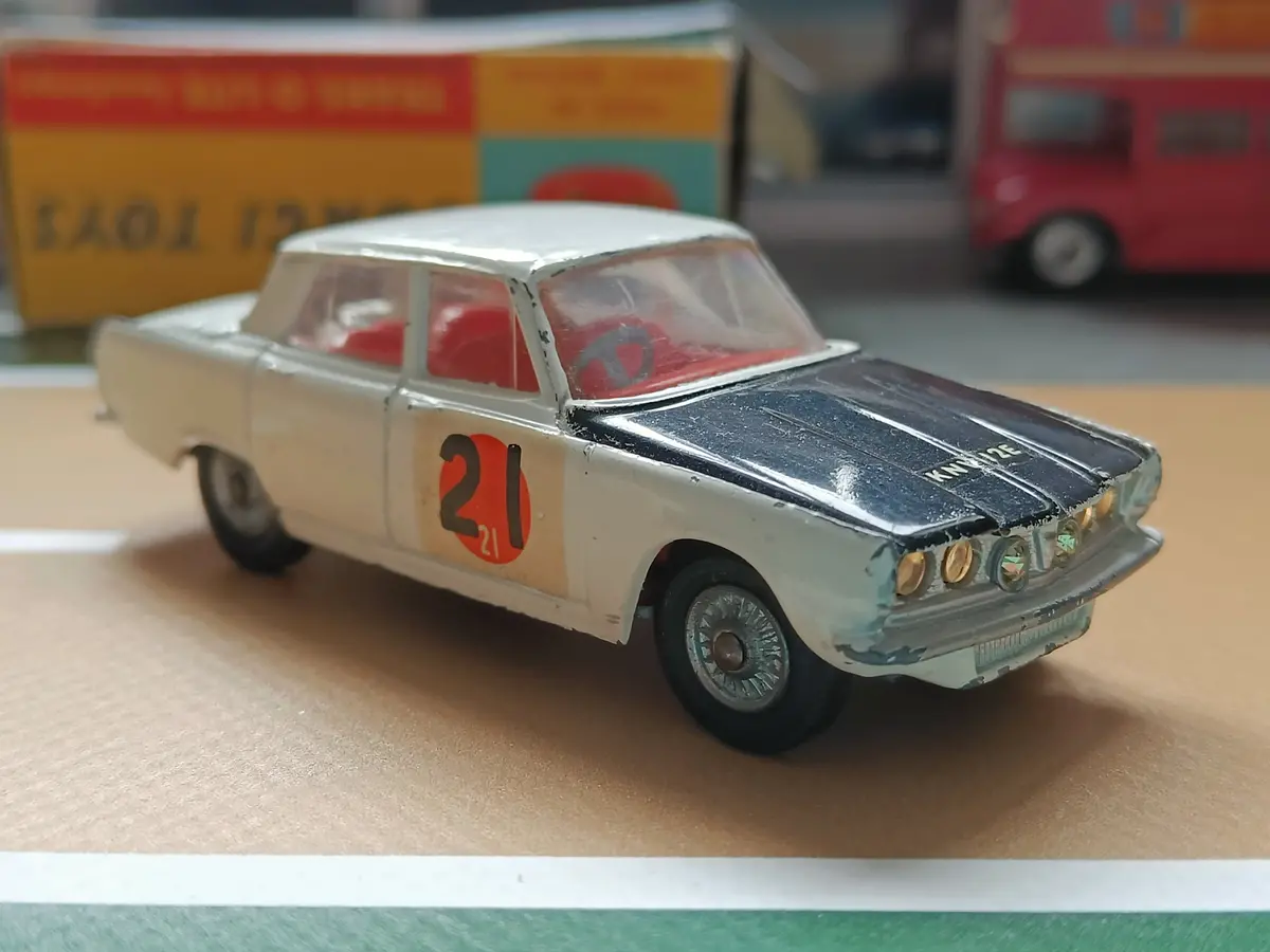 322 Rover 2000 International Rally Edition 1
