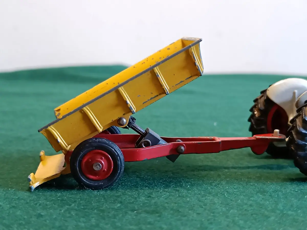 51 Farm Trailer (Early Edition) 1