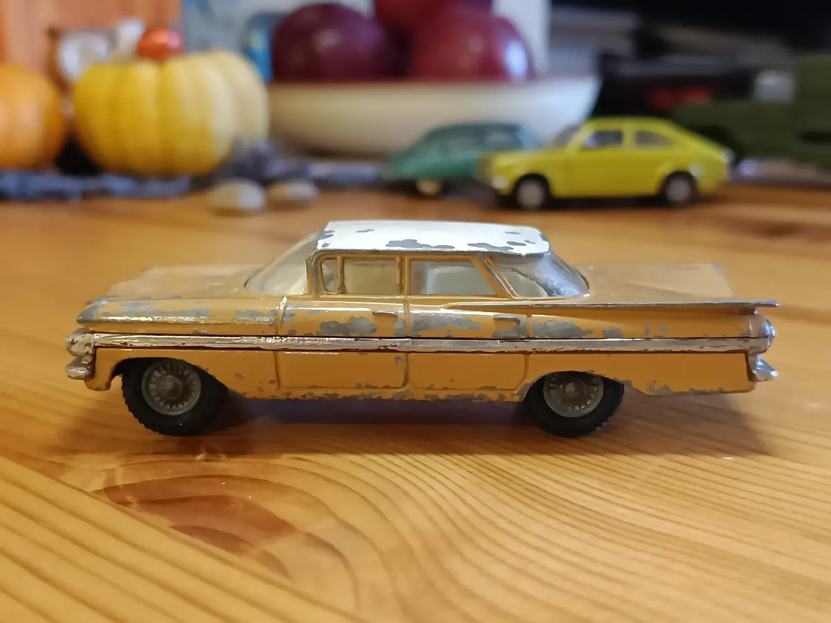 248 Chevrolet Impala With Cast Wheels (1) 1