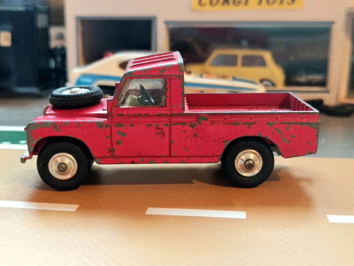 438 Land Rover Chipperfields Circus 1 1